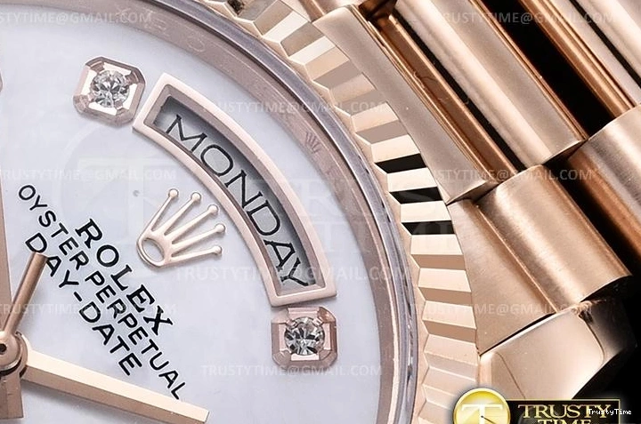 0404 RDD0219G – DayDate 36mm Practical 693